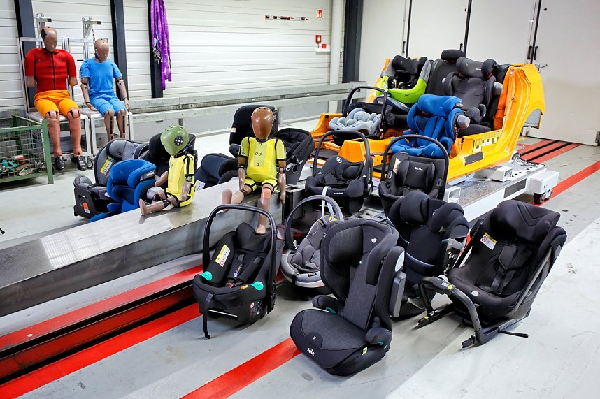 26 Sitze ADAC Kindersitztest Fr&uuml;hling 2021