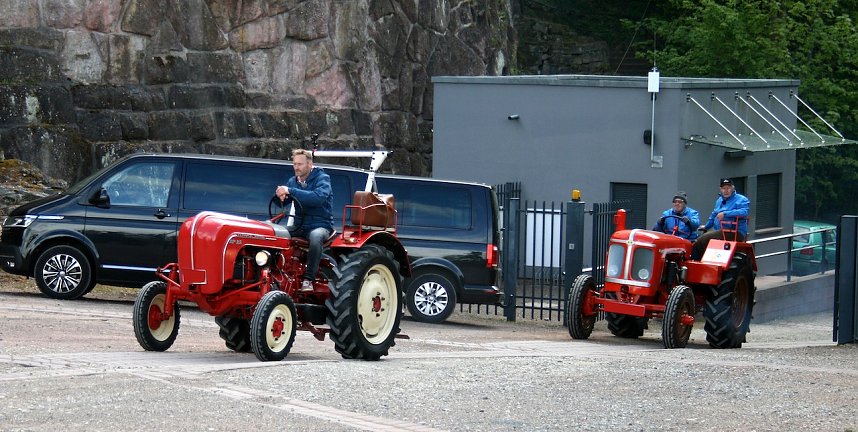 Traktortreffen vor der Kamera - der NDR drehte am Kyffh&auml;user-Denkmal