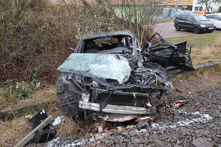 Unfall am Bahn&uuml;bergang