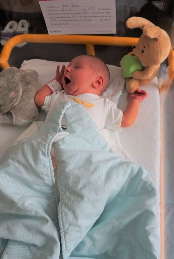 Emma Pauer, ganzer Stolz von Melanie Pauer und Tobias Haltenhof  