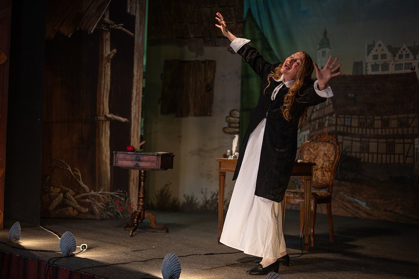 Dramenausschnitte und Sonette im Schlosstheater