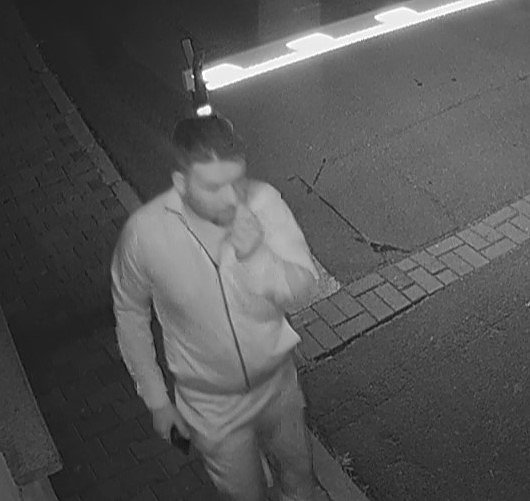 Wer kennt diese M&auml;nner?