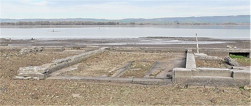 Spuren der Vergangenheit am Stausee Kelbra