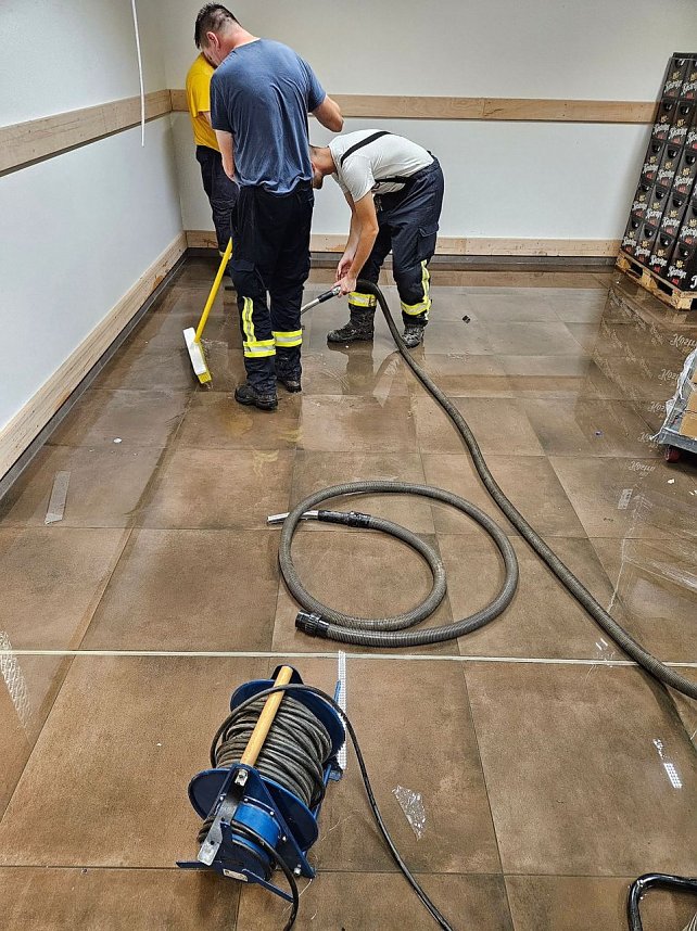 Sch&auml;den der Unwetter gestern und heute Morgen