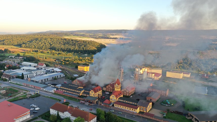 Feuer im Gel&auml;nde der NDH Entsorgungsbetreibergesellschaft