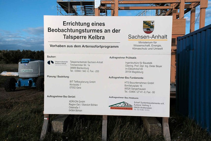 Peter Blei am neuen Aussichtsturm bei Kelbra