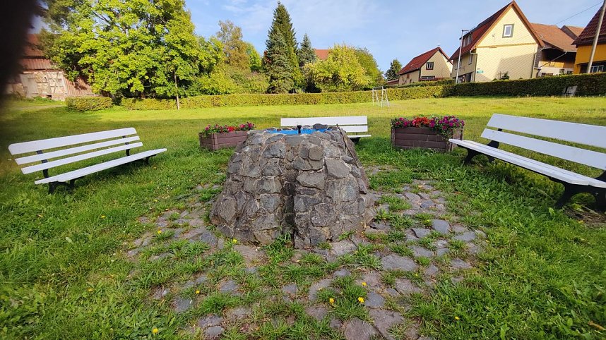 In Rothes&uuml;tte und am Stausee Kelbra