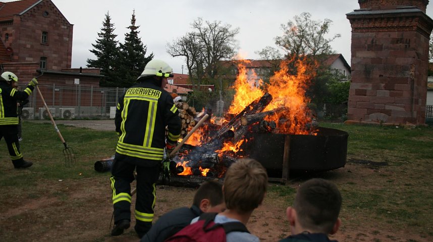 Osterfeuer in Kelbra