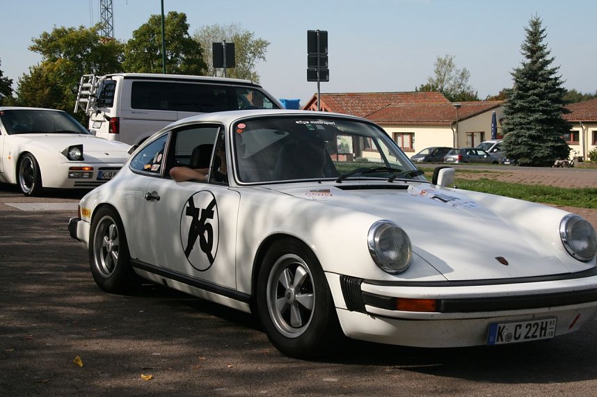 Der Stausee Kelbra war am Wochenende Etappenziel f&uuml;r die Youngtimer der Creme 21 Tour