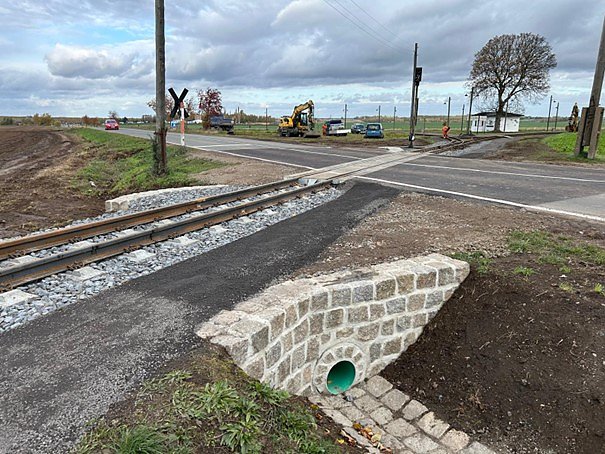 Bildergalerie der Grundhafte Instandsetzung Bahn&uuml;bergang am Gleisdreieck Siersleben