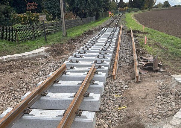 Bildergalerie der Grundhafte Instandsetzung Bahn&uuml;bergang am Gleisdreieck Siersleben