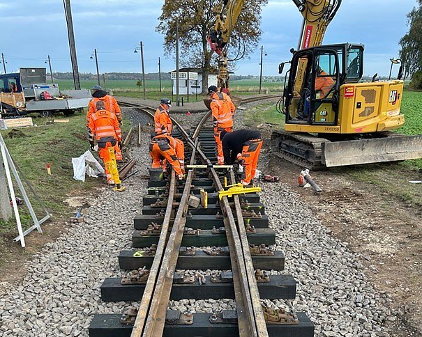 Bildergalerie der Grundhafte Instandsetzung Bahn&uuml;bergang am Gleisdreieck Siersleben