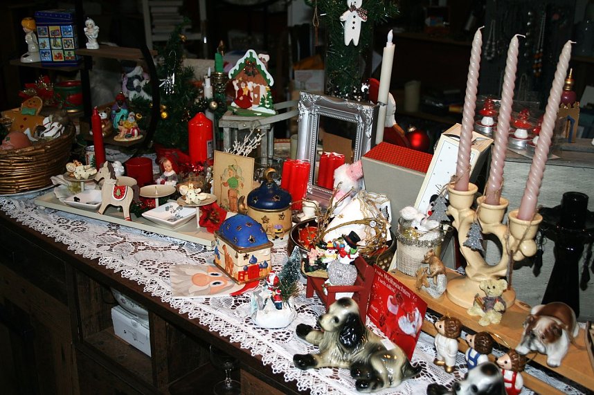 Weihnachtlicher Tr&ouml;delmarkt in Kelbra