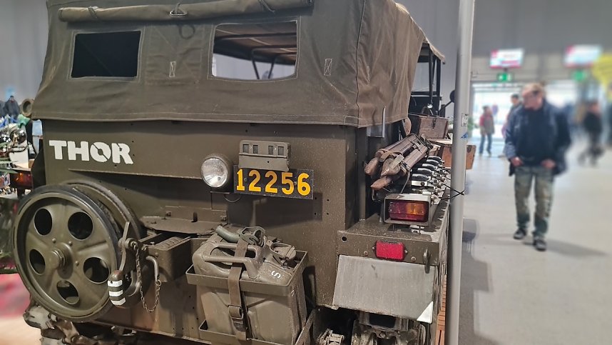 Jede Menge Oldtimer gab es am Wochenende in Erfurt zu sehen.