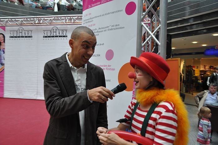 Buntes Programm zum FAMILIENTAG in der Galerie